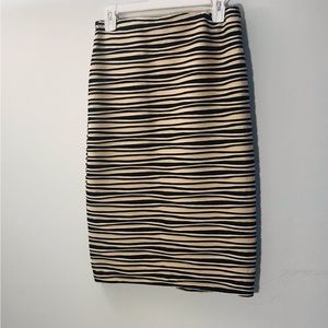Double Click Black&Gold Stripe Pencil Cut Skirt